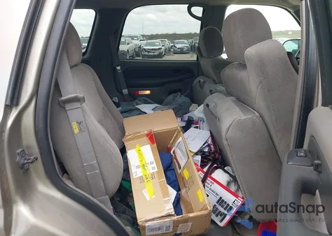 2003 Chevrolet Tahoe Ls z USA, uszkodzony, nr VIN 1GNEC13V93R215619